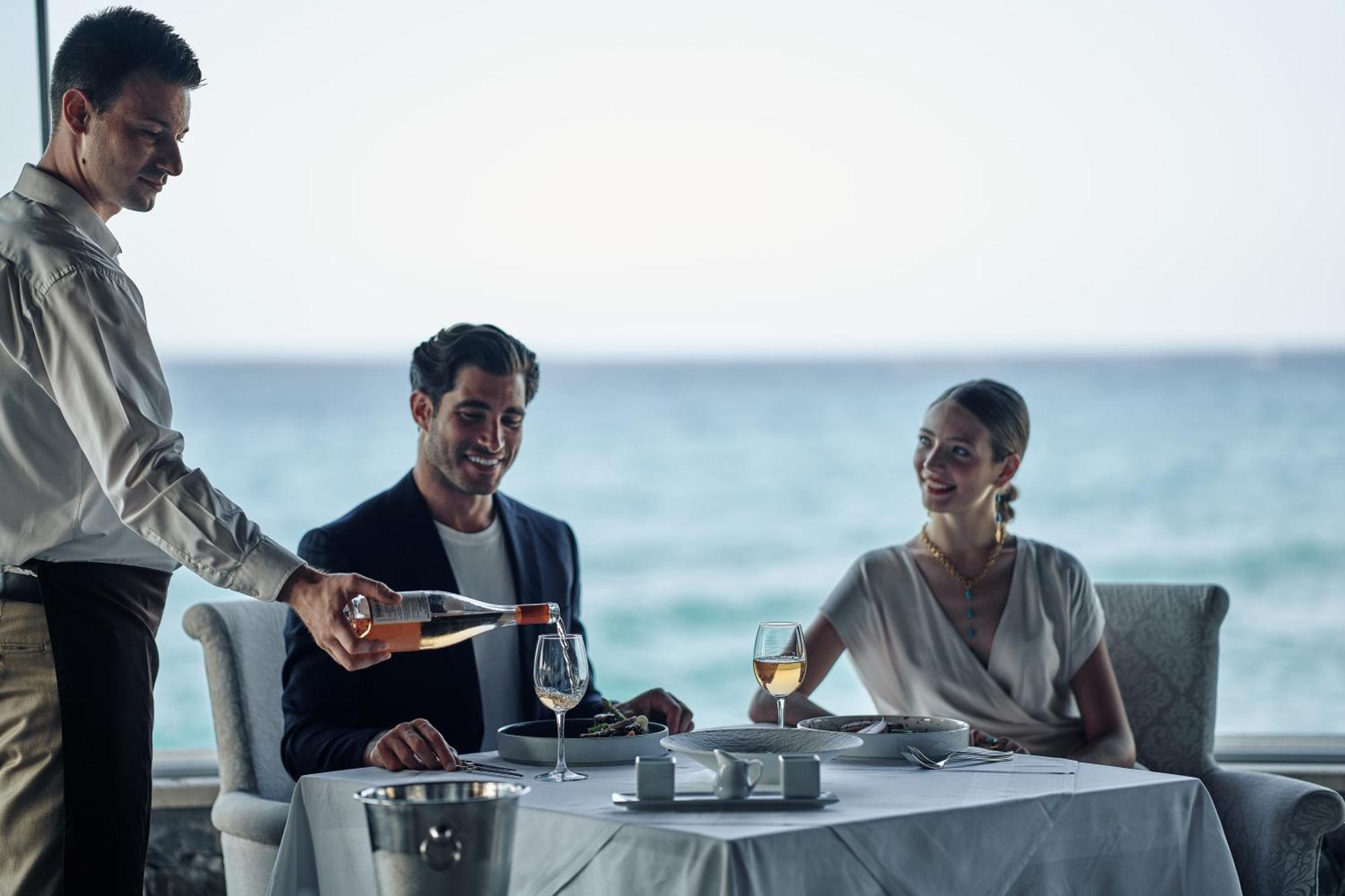 Ikaros Beach, Luxury Resort & Spa - Adults Only Малиа Екстериор снимка